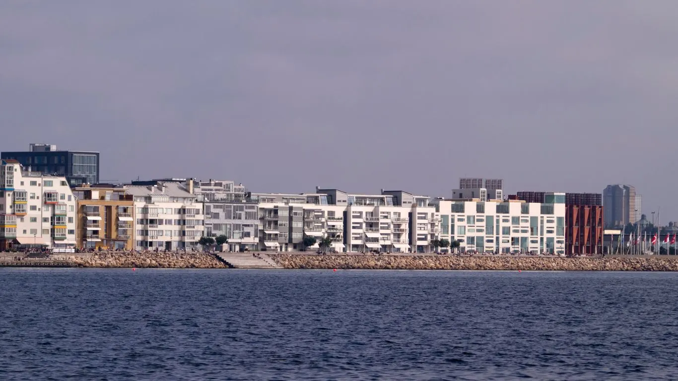 Sea View Apartments in Sahl Hasheesh: What Makes Them Worth Buying? 8