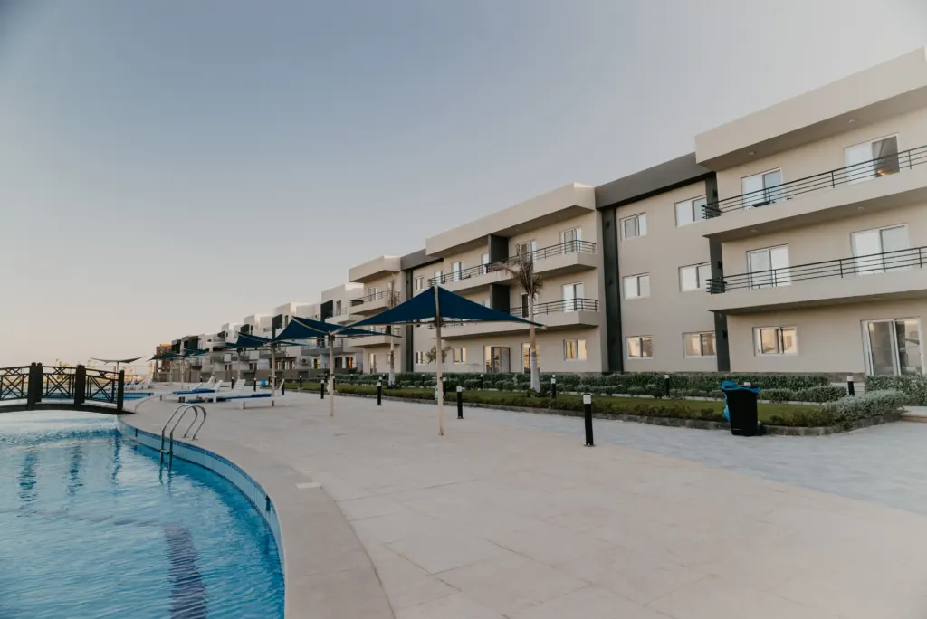 Panorama View resort in Sahl Hasheesh – swimming pools and apartment buildings