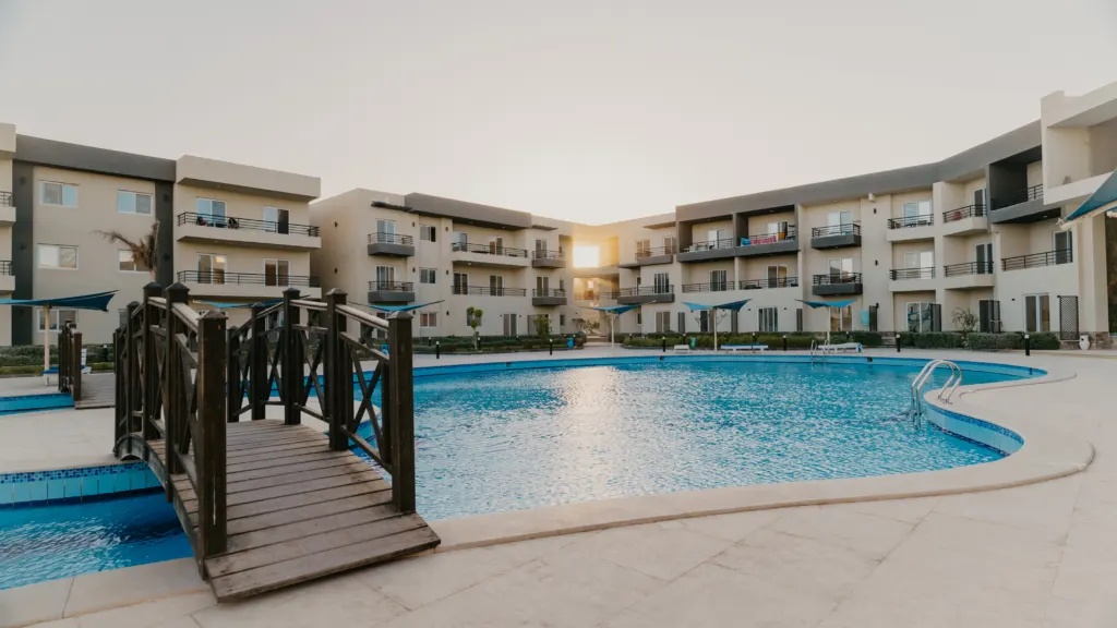 Panorama View resort in Sahl Hasheesh – swimming pools and apartment buildings