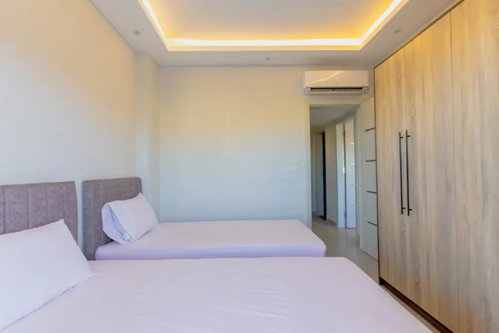 Two-bedroom apartment at Panorama View, Sahl Hasheesh – double bedroom